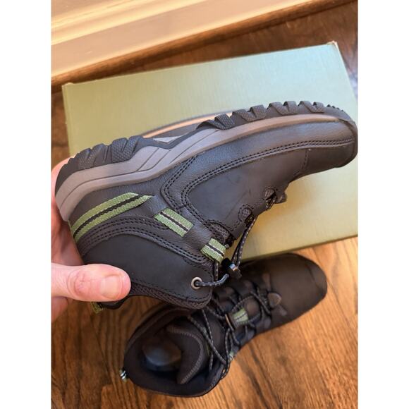 Keen Targhee Mid Waterproof Hiking Shoes Black Green Kids Size 1 NIB NEW $80 - Picture 14 of 16